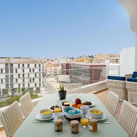 Formosa Penthouse * 라고스
